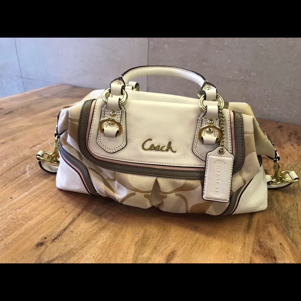 Coach shoulder bag